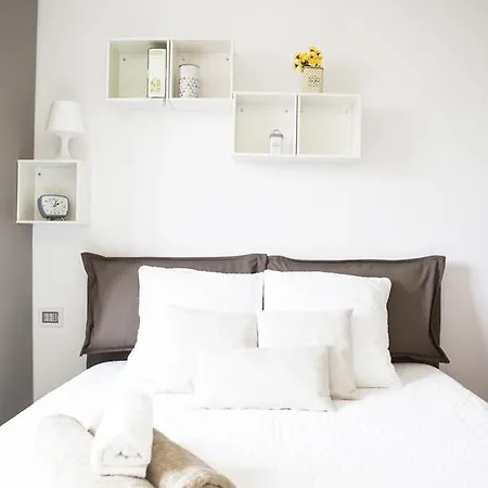 Alessia'S Flat - Sarpi-3